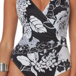 La Boite à Maillots -La Boite à Maillots briana d 1