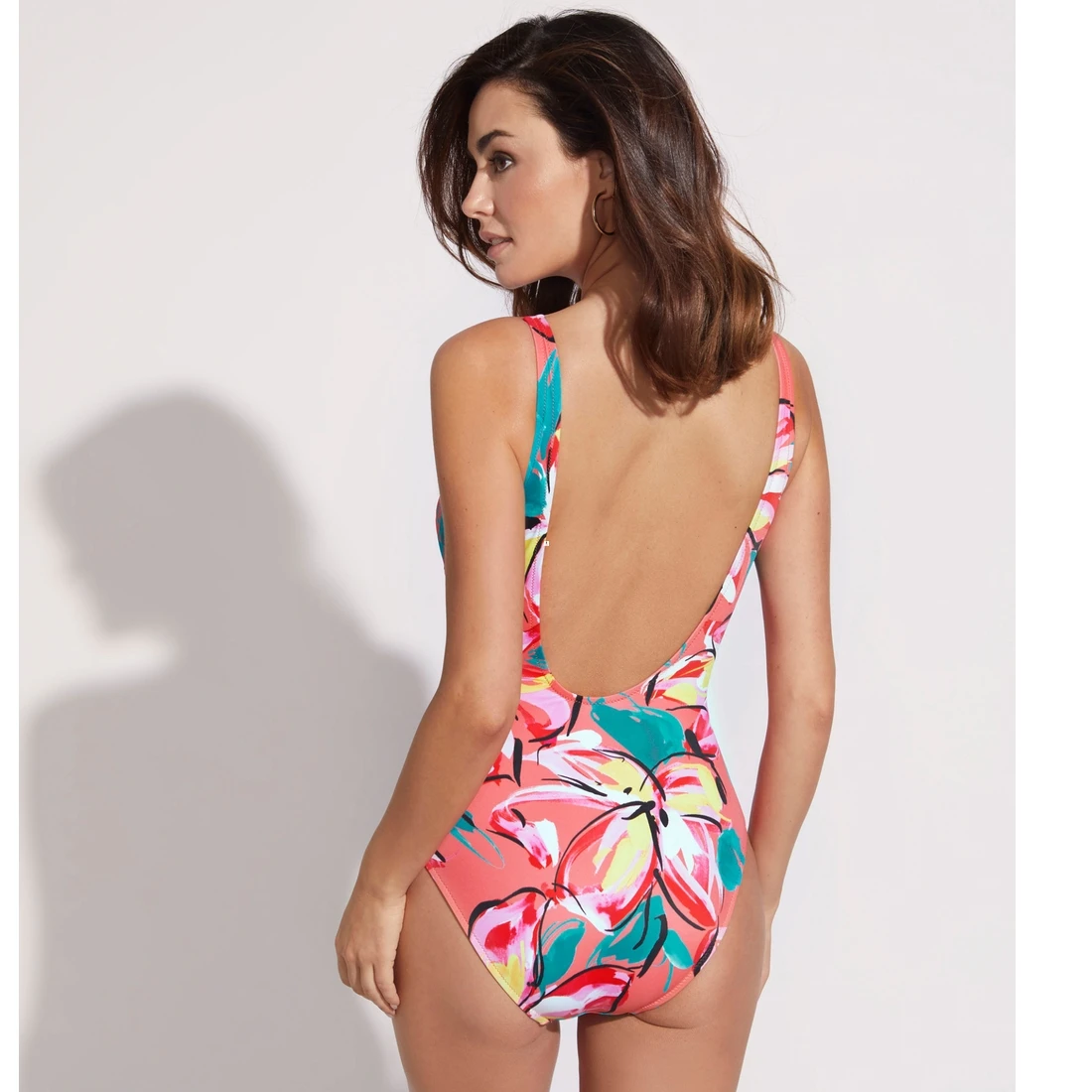 Maillot De Bain 1 Pièces Avec Mousses Drapé Fleuri Dalila 2 Maillot De Bain 1 Pièces Avec Mousses Drapé Fleuri Dalila – Image 2