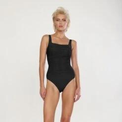 Maillot De Bain Uni Une Pièce Avec Mousses Element