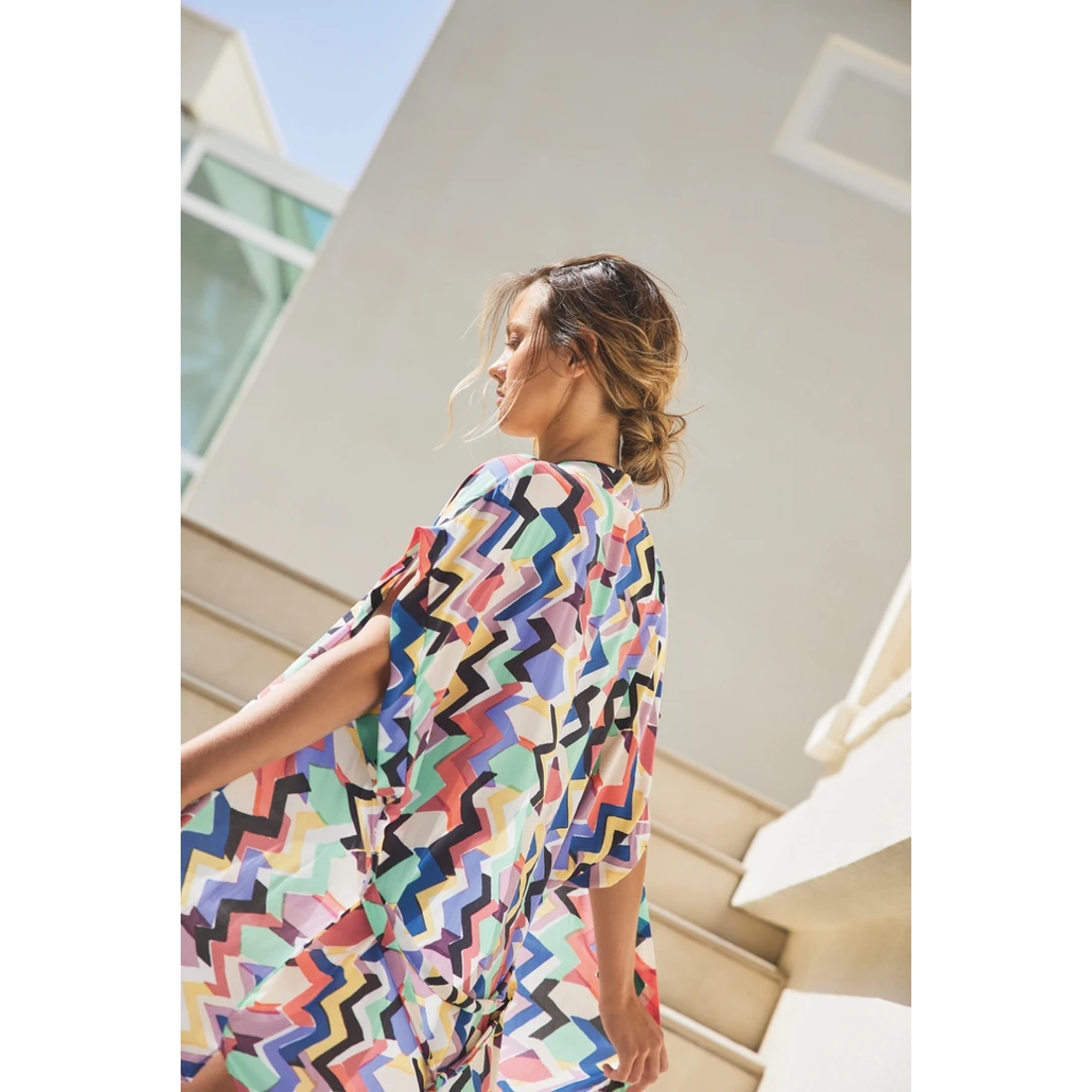 Empreinte Kimono Fluide Et élégant Imprimé Géographique Prisme 2 Empreinte Kimono Fluide Et élégant Imprimé Géographique Prisme – Image 2